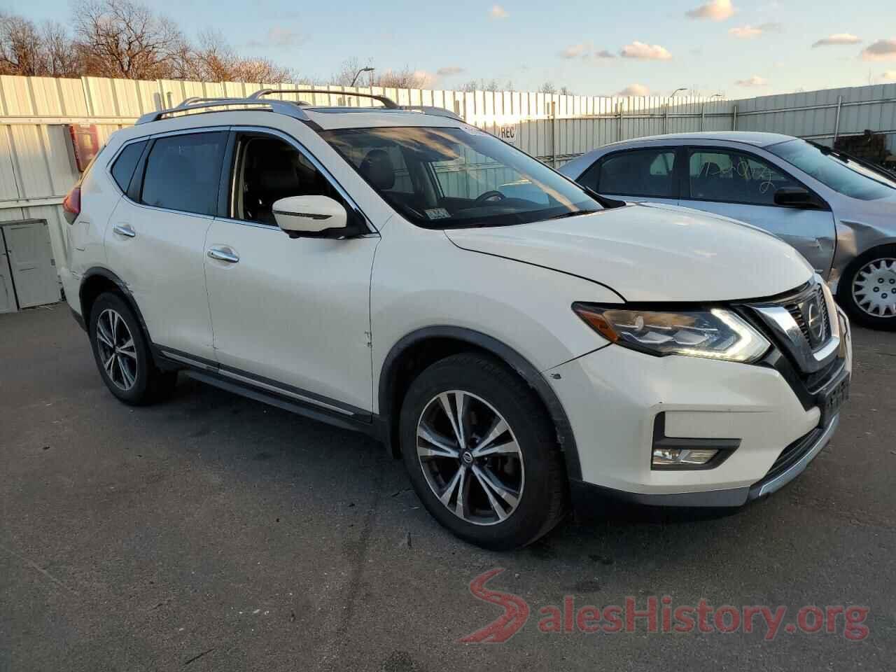 JN8AT2MV4HW262002 2017 NISSAN ROGUE