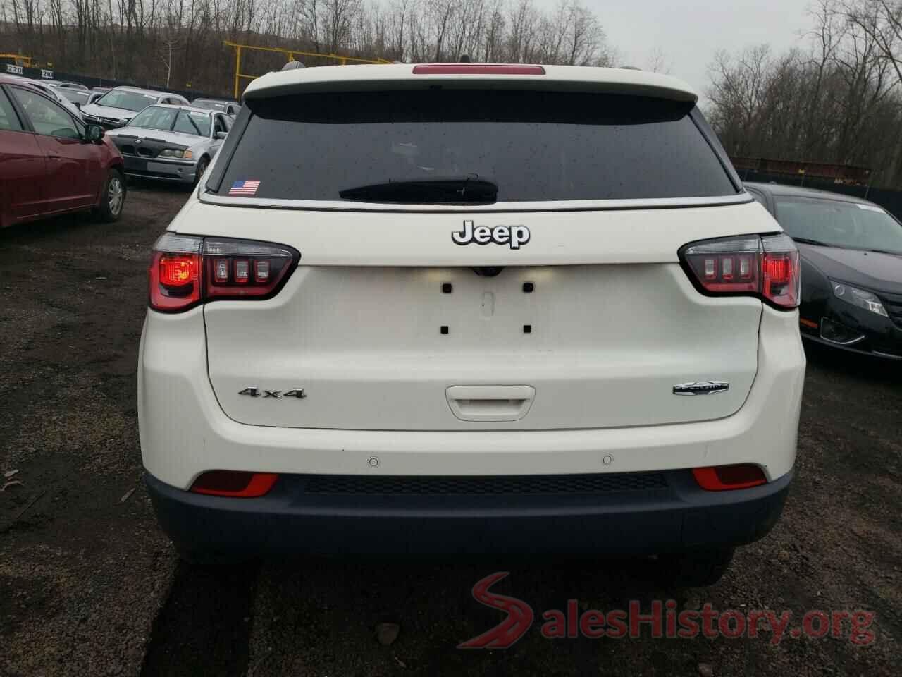 3C4NJDBB0KT760833 2019 JEEP COMPASS