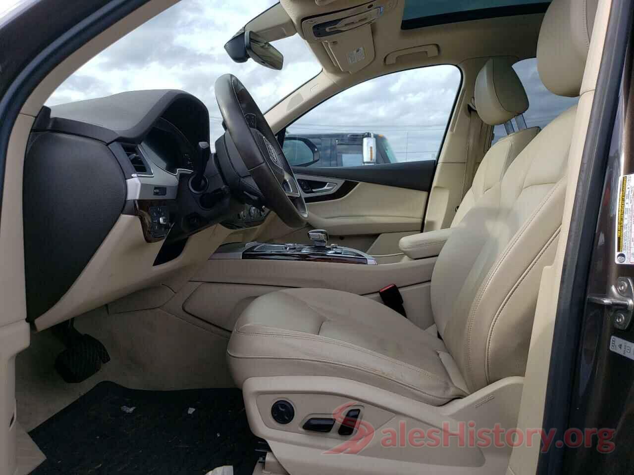 WA1LHAF72KD018635 2019 AUDI Q7