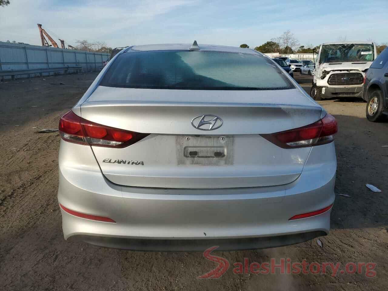 5NPD84LF2JH239863 2018 HYUNDAI ELANTRA