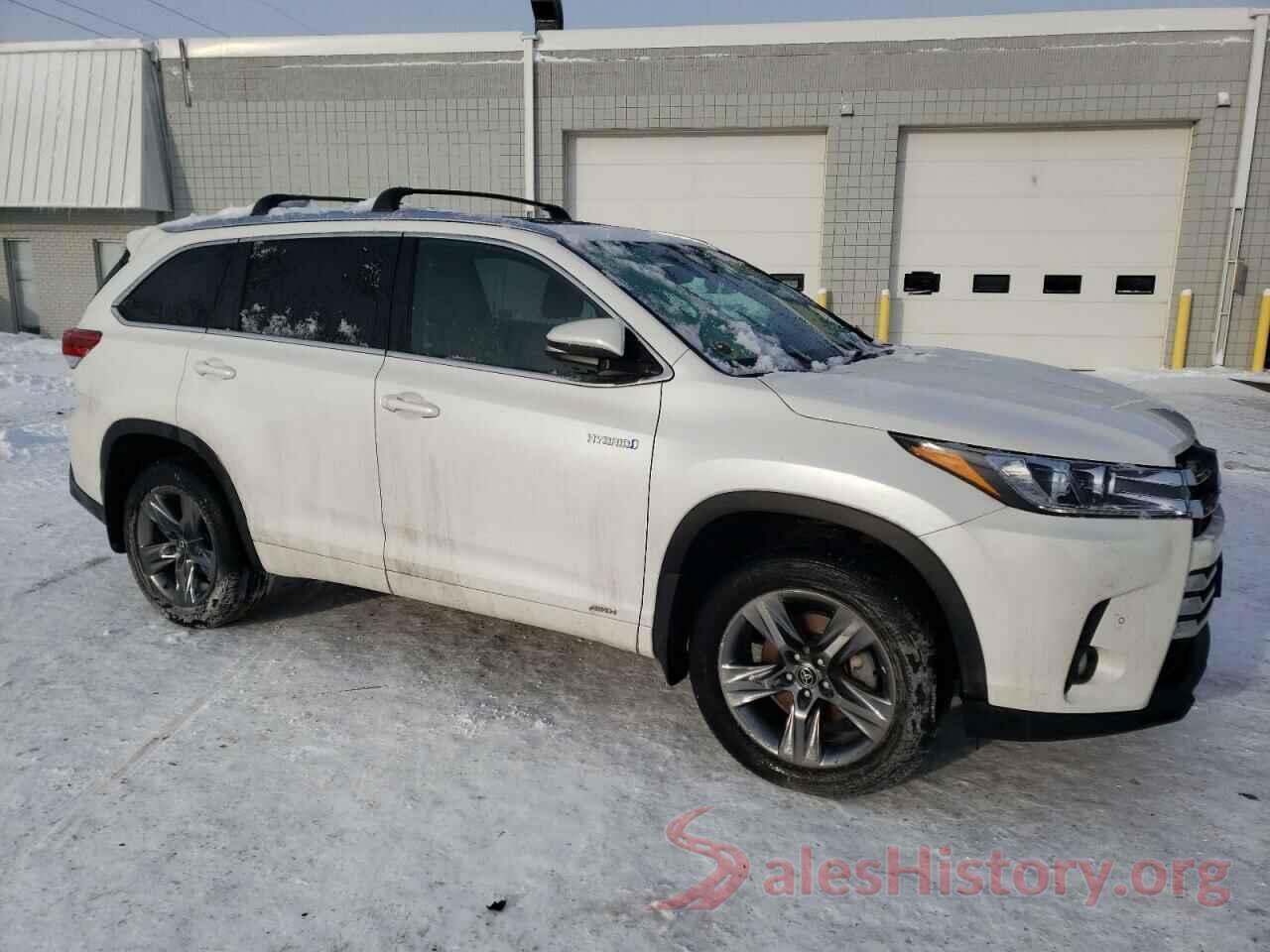 5TDDGRFHXKS060978 2019 TOYOTA HIGHLANDER