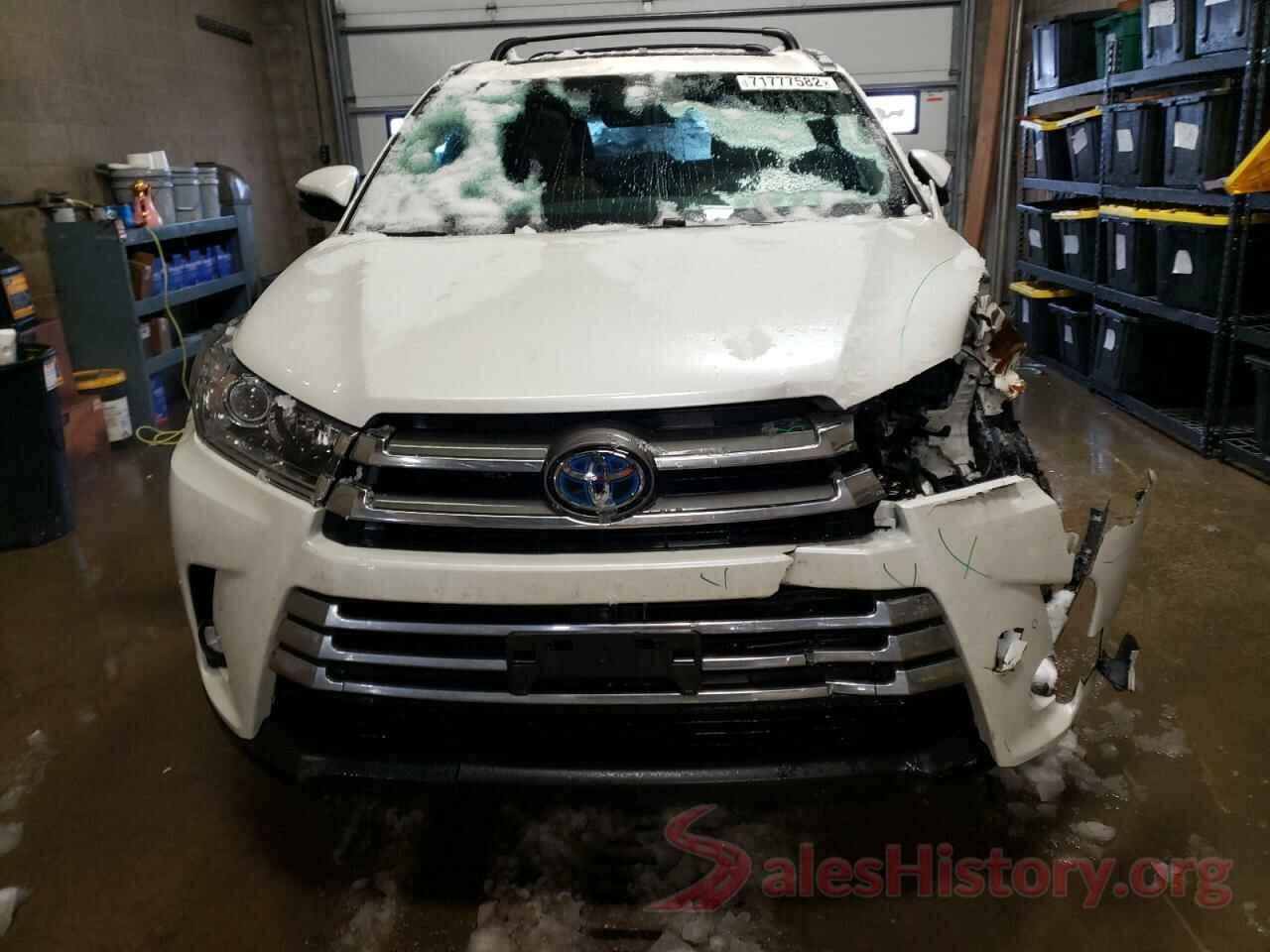 5TDDGRFHXKS060978 2019 TOYOTA HIGHLANDER