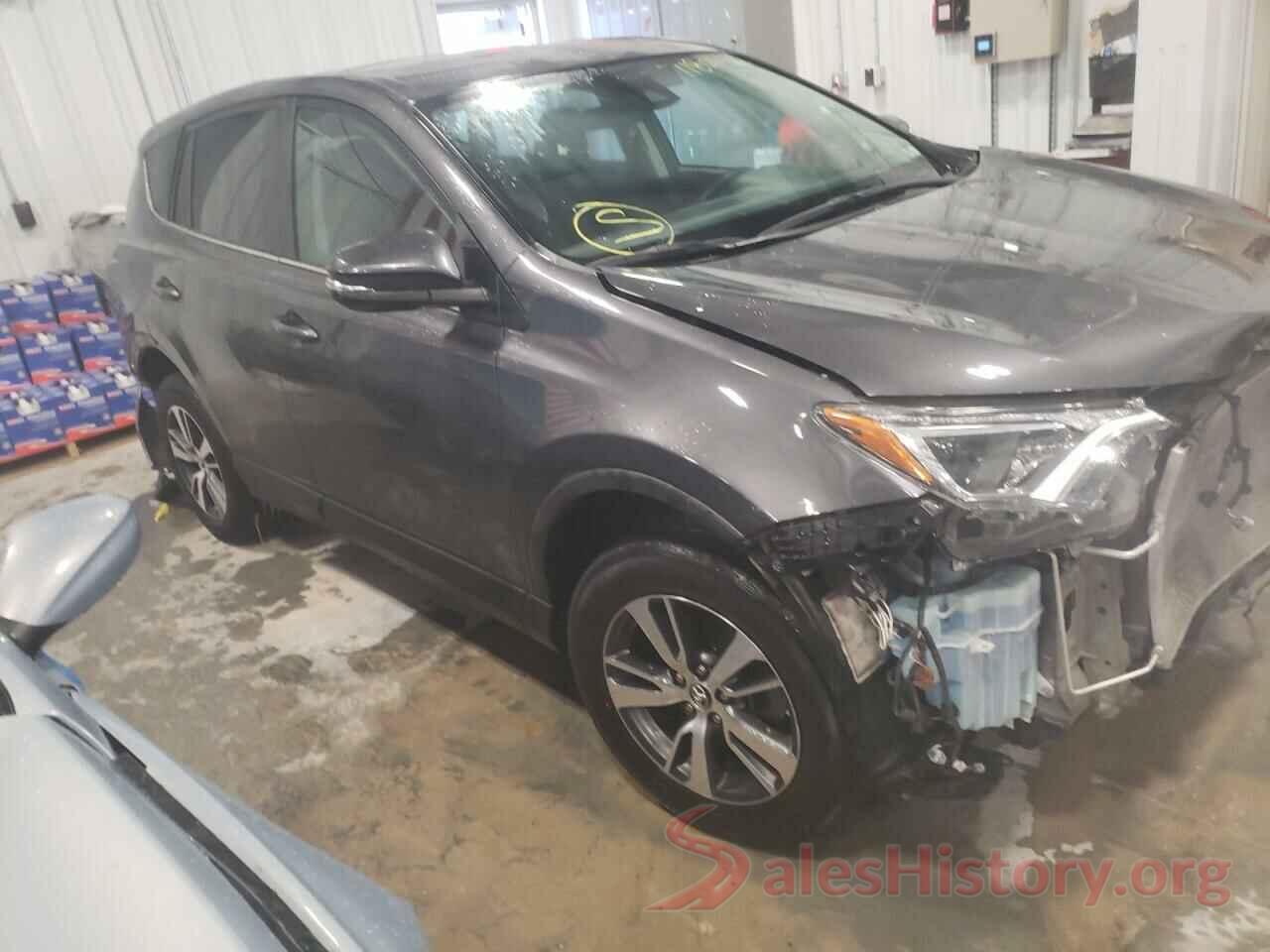 2T3RFREV1JW809843 2018 TOYOTA RAV4