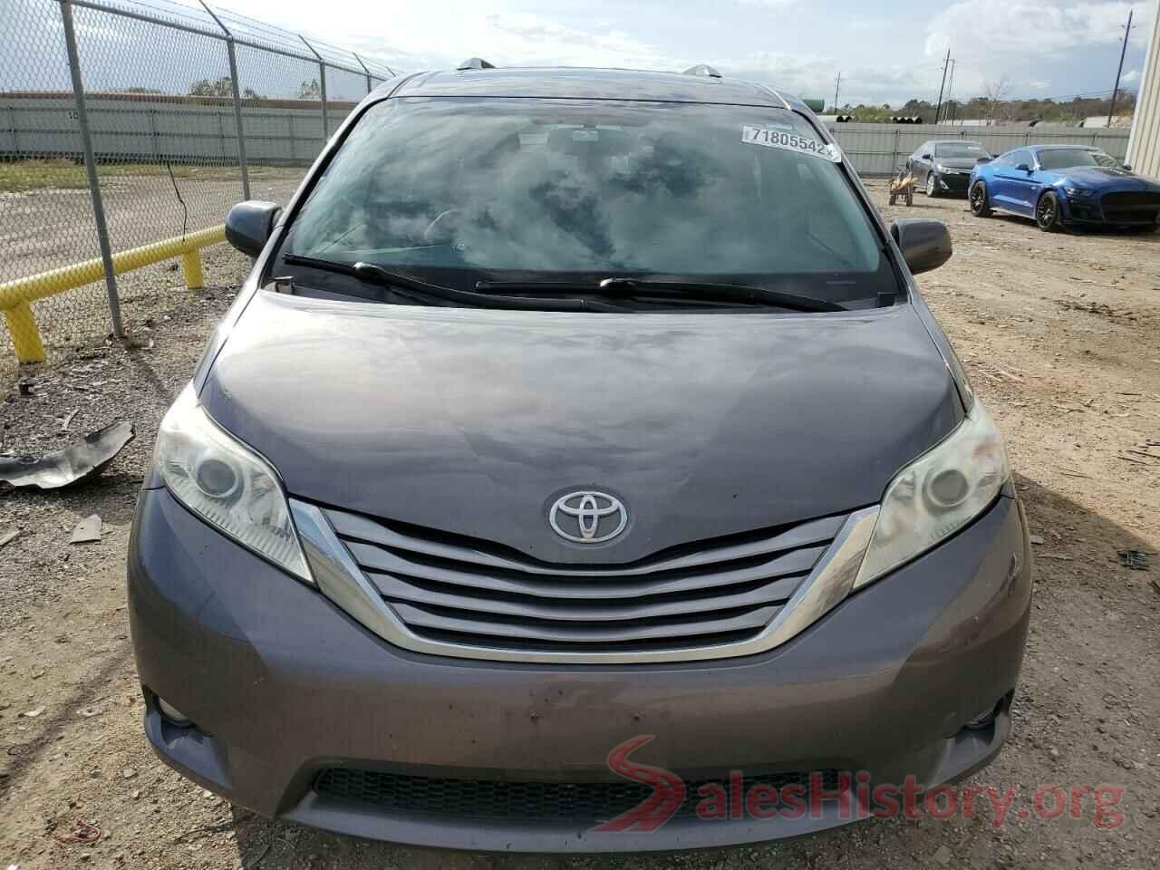 5TDYZ3DC3HS795245 2017 TOYOTA SIENNA