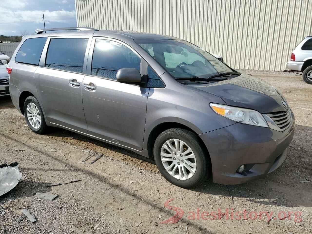 5TDYZ3DC3HS795245 2017 TOYOTA SIENNA