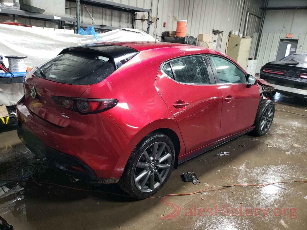 JM1BPAKL8M1319034 2021 MAZDA 3