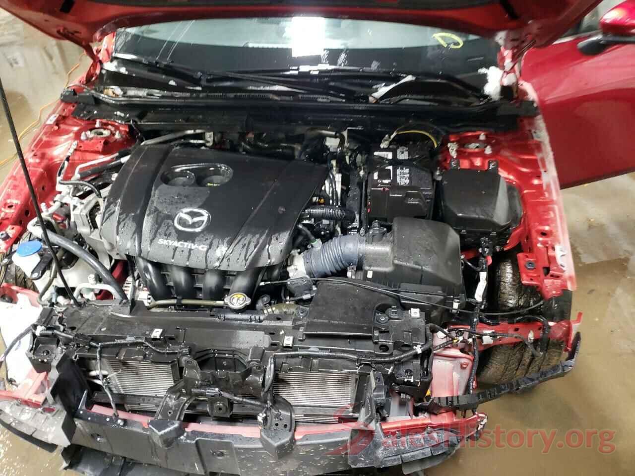 JM1BPAKL8M1319034 2021 MAZDA 3