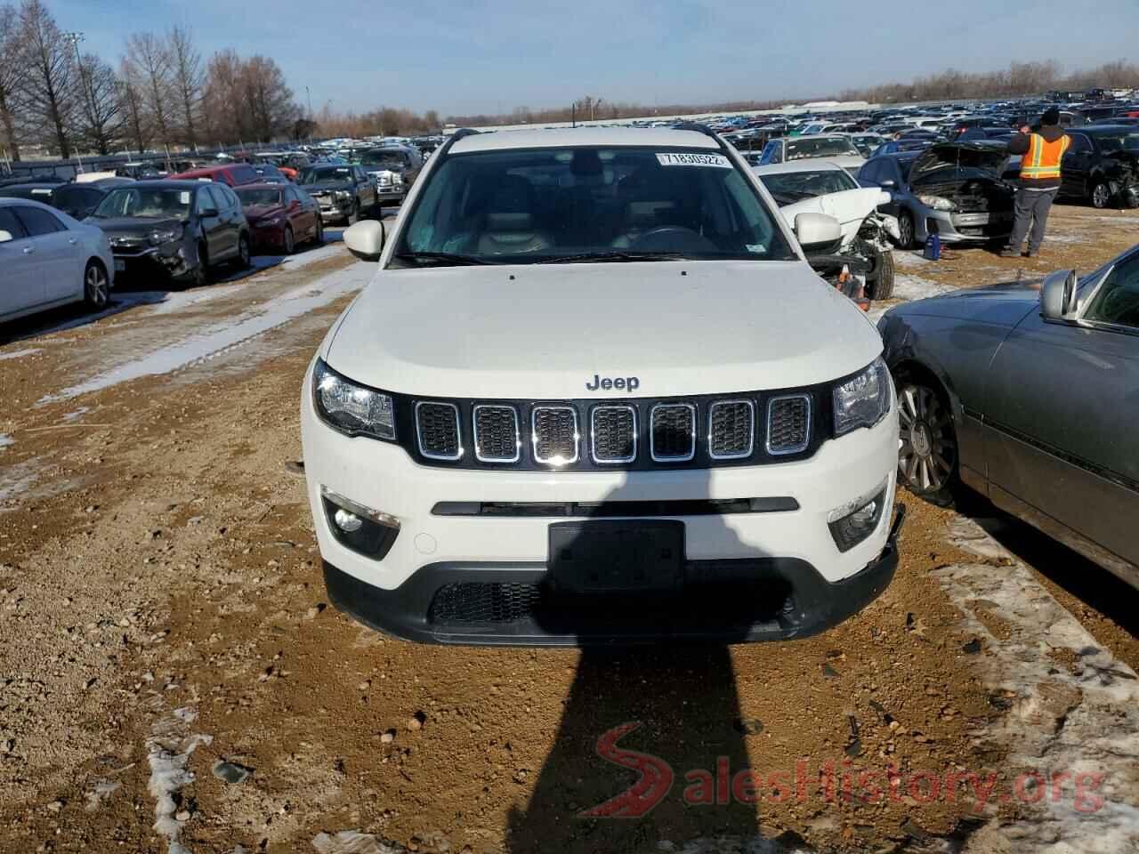 3C4NJDBBXJT435668 2018 JEEP COMPASS