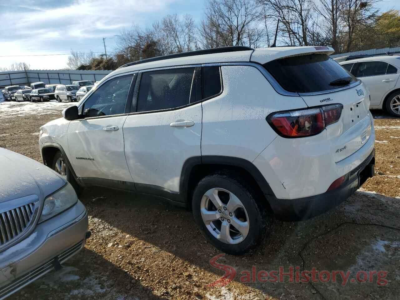 3C4NJDBBXJT435668 2018 JEEP COMPASS