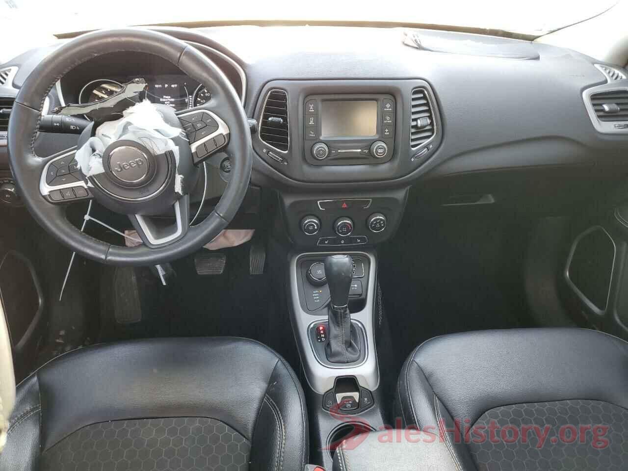 3C4NJDBBXJT435668 2018 JEEP COMPASS