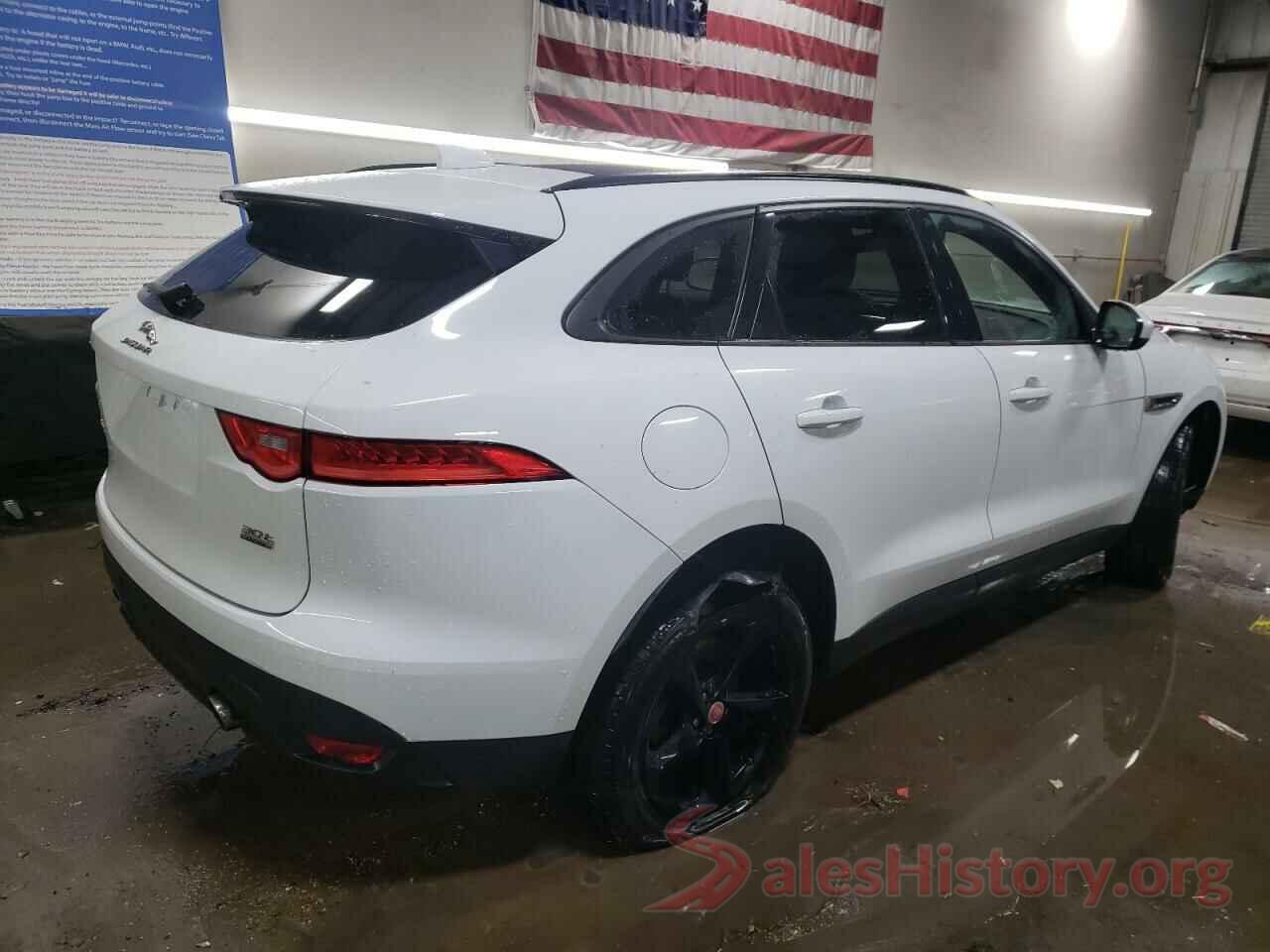 SADCJ2GX3JA235520 2018 JAGUAR F-PACE