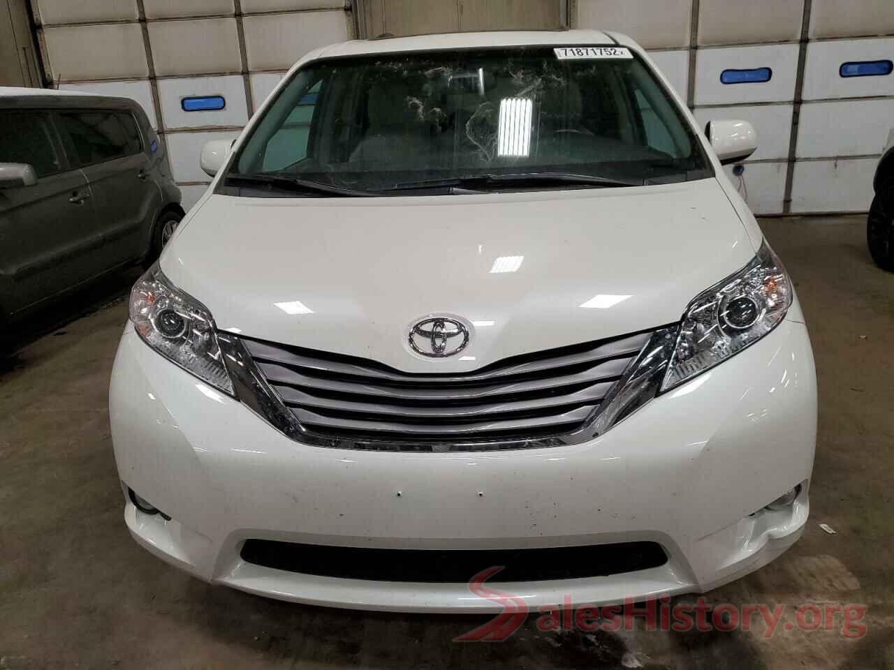 5TDYZ3DC1HS865969 2017 TOYOTA SIENNA