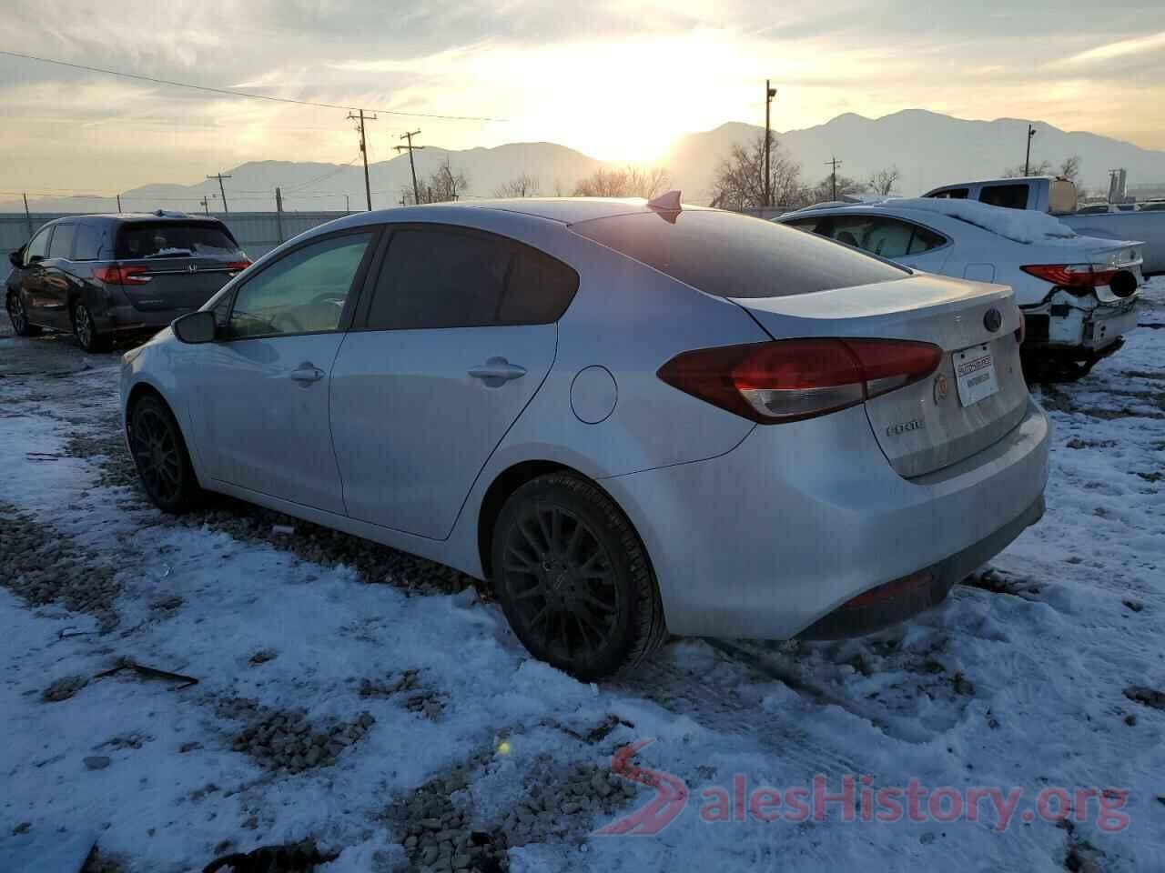 3KPFL4A79HE030833 2017 KIA FORTE