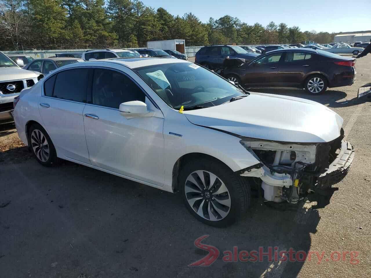 JHMCR6F55HC017832 2017 HONDA ACCORD