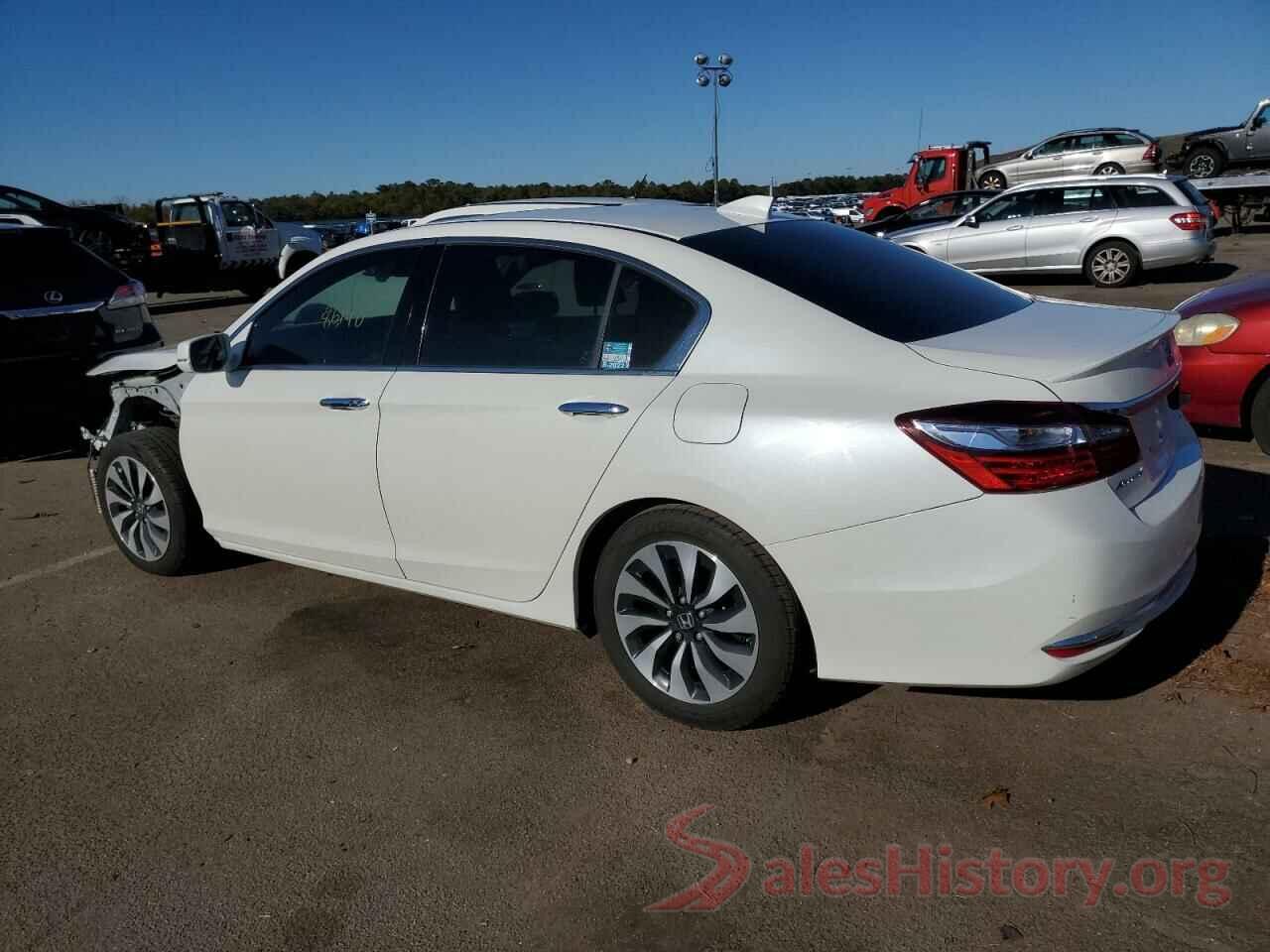 JHMCR6F55HC017832 2017 HONDA ACCORD