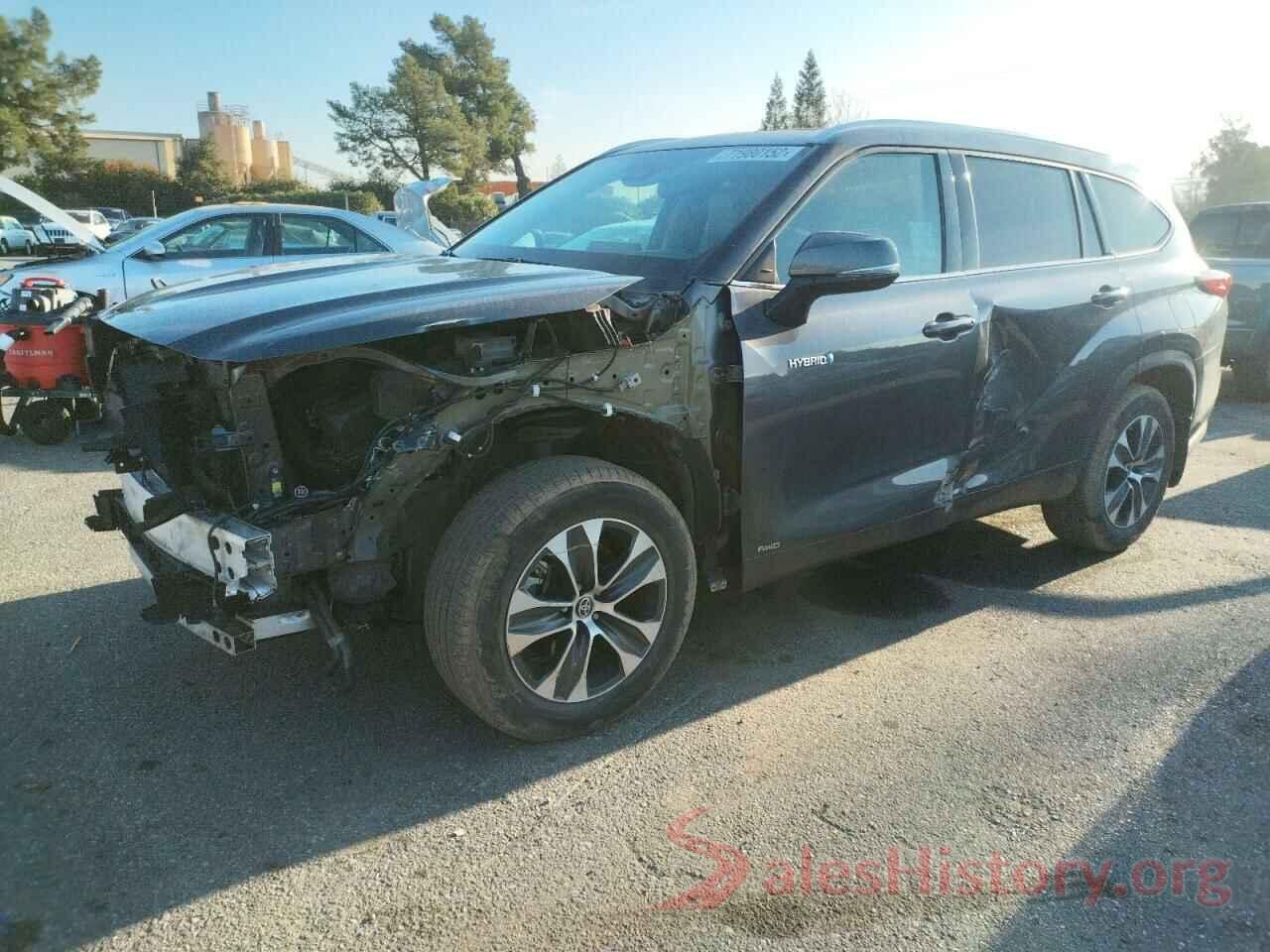 5TDHBRCH7LS500645 2020 TOYOTA HIGHLANDER