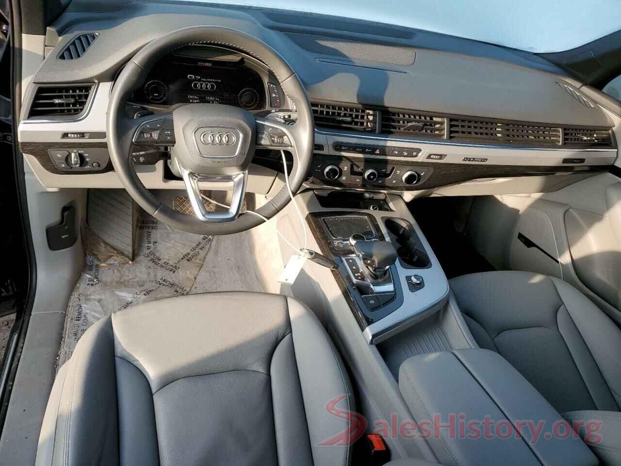 WA1LHAF7XKD038745 2019 AUDI Q7