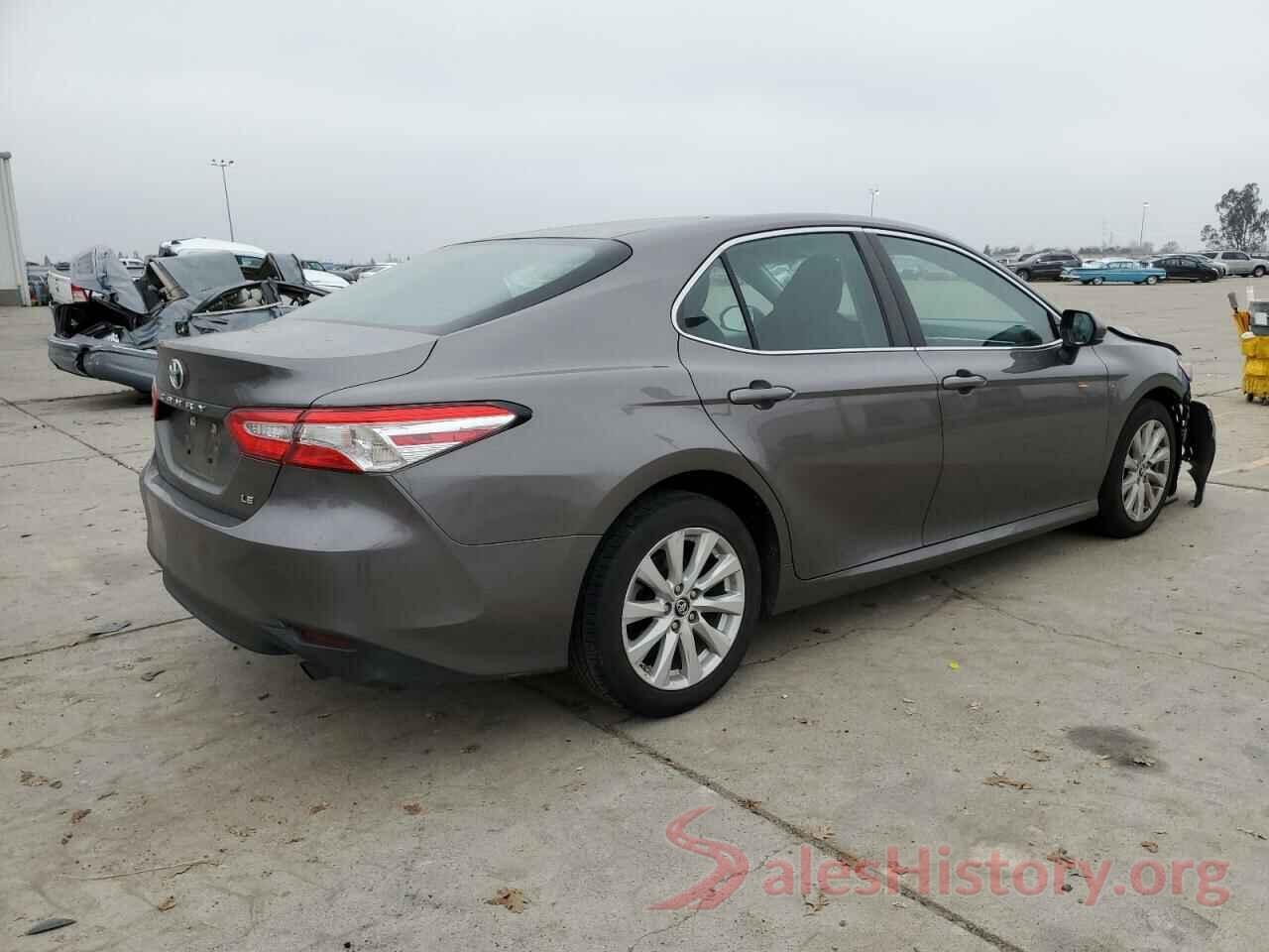 4T1B11HK6JU595556 2018 TOYOTA CAMRY