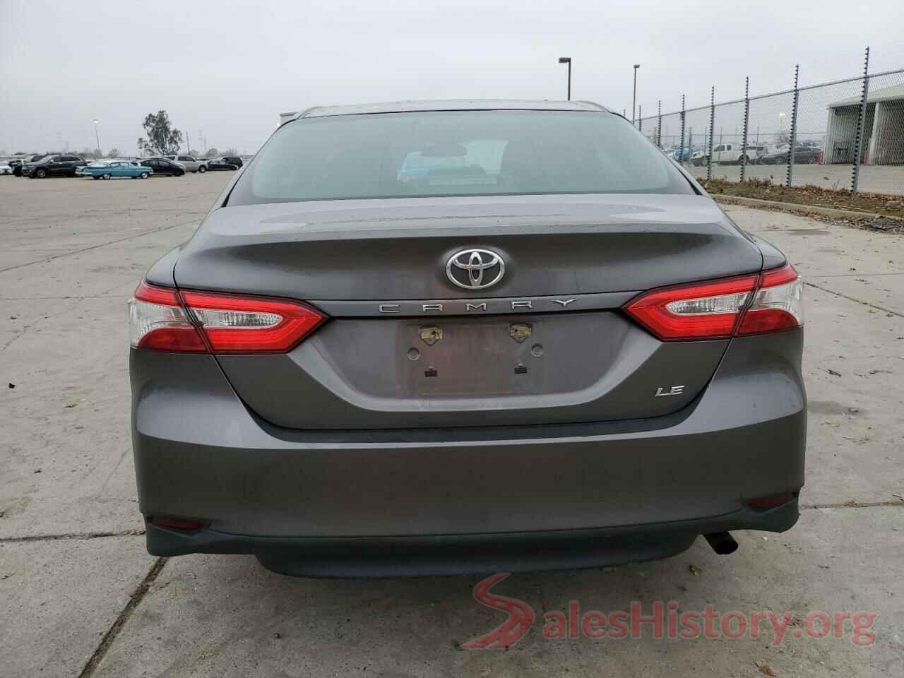 4T1B11HK6JU595556 2018 TOYOTA CAMRY