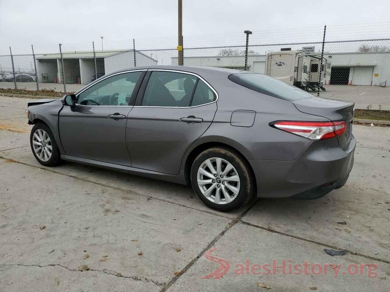 4T1B11HK6JU595556 2018 TOYOTA CAMRY