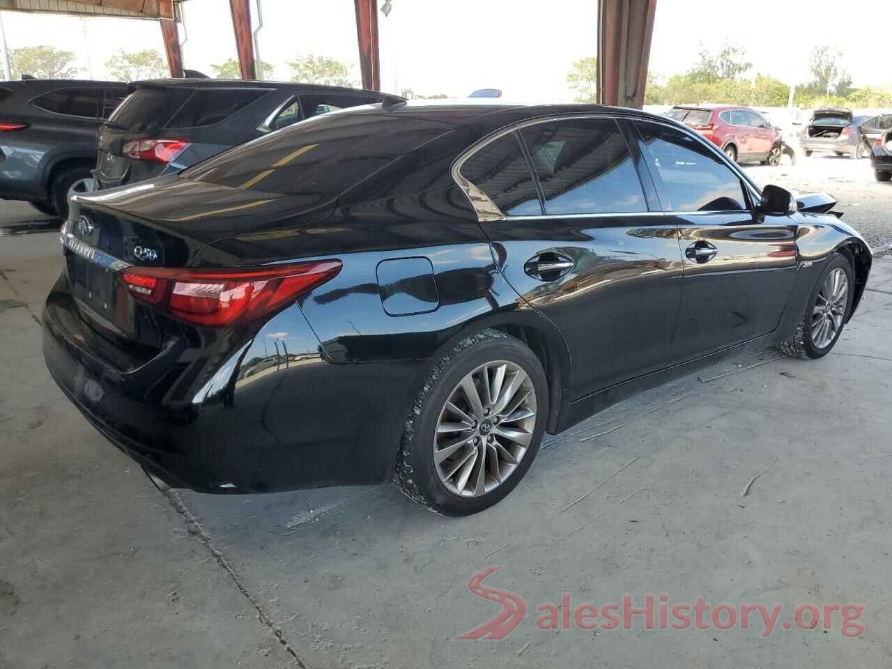 JN1CV7APXJM240673 2018 INFINITI Q50