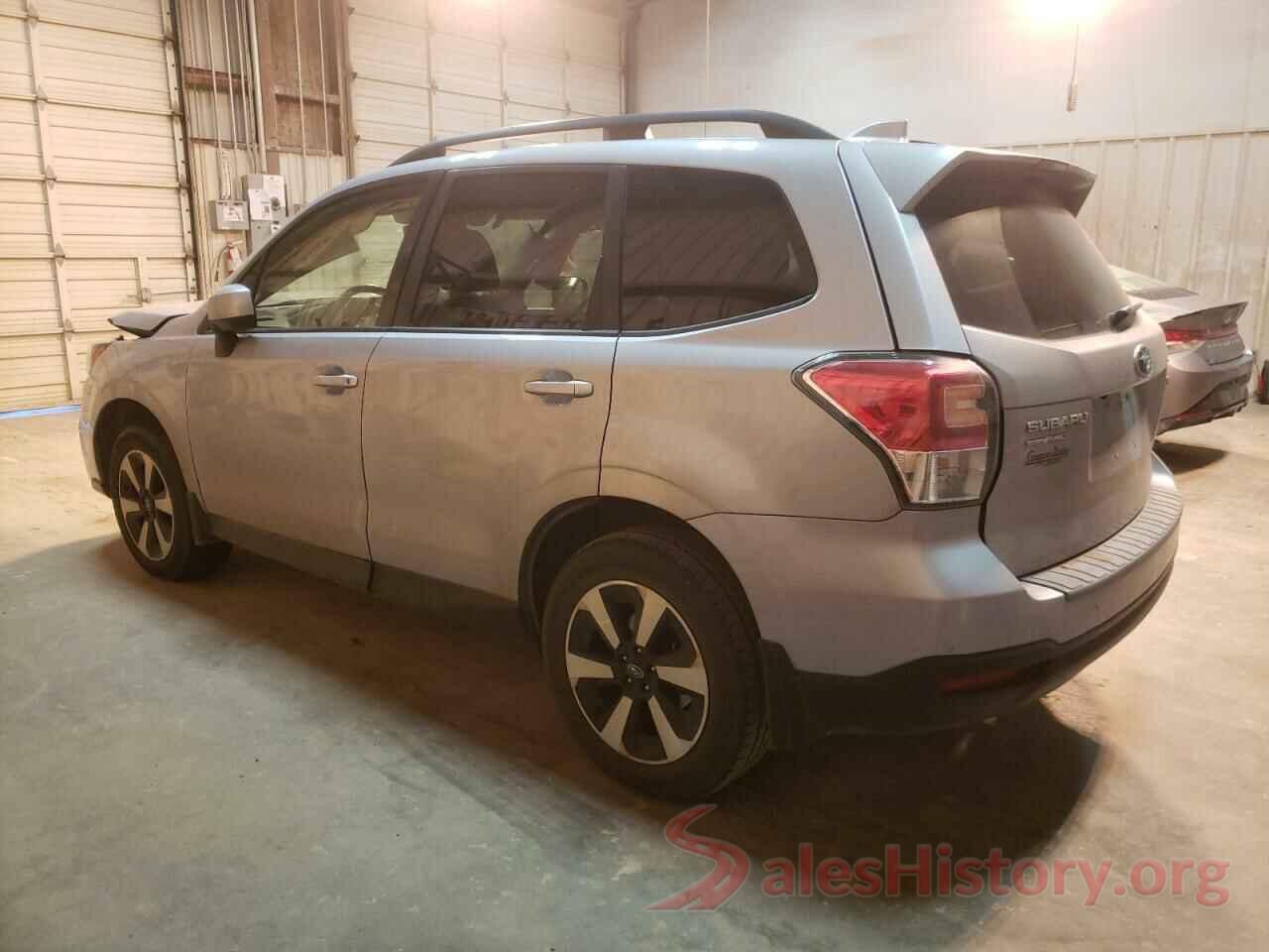 JF2SJAGC8JH543953 2018 SUBARU FORESTER