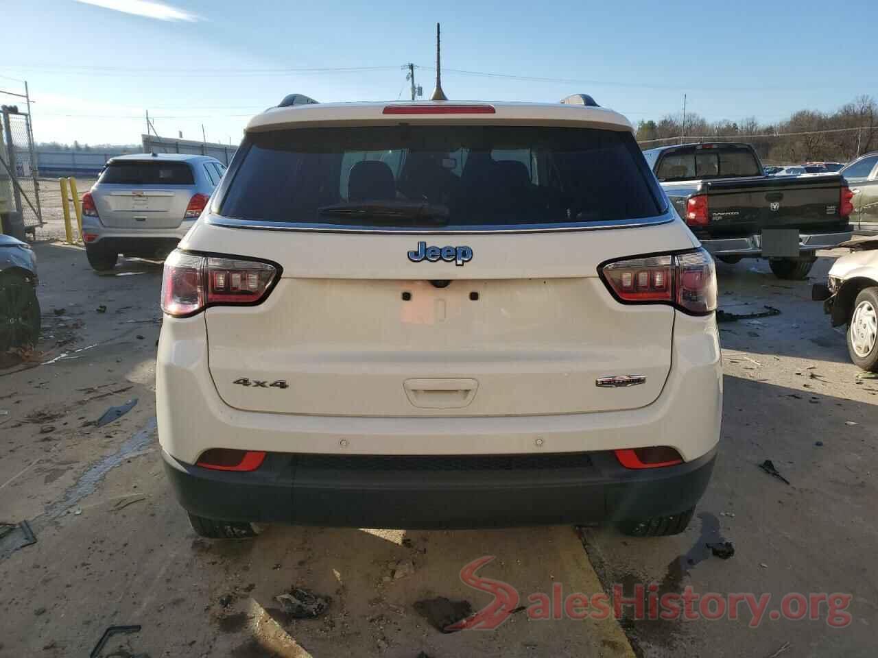 3C4NJDBB9JT362020 2018 JEEP COMPASS