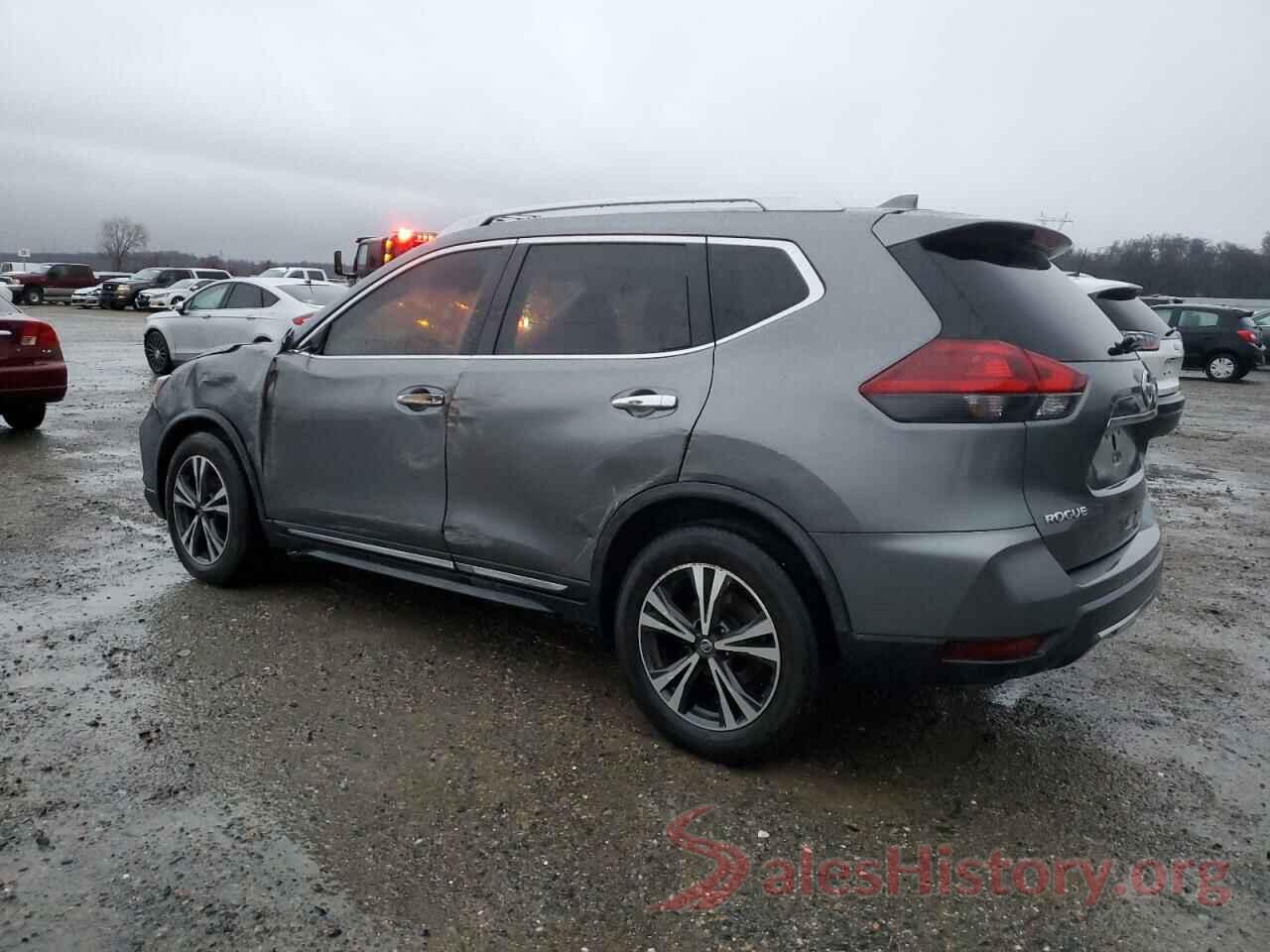 JN8AT2MT8JW464054 2018 NISSAN ROGUE