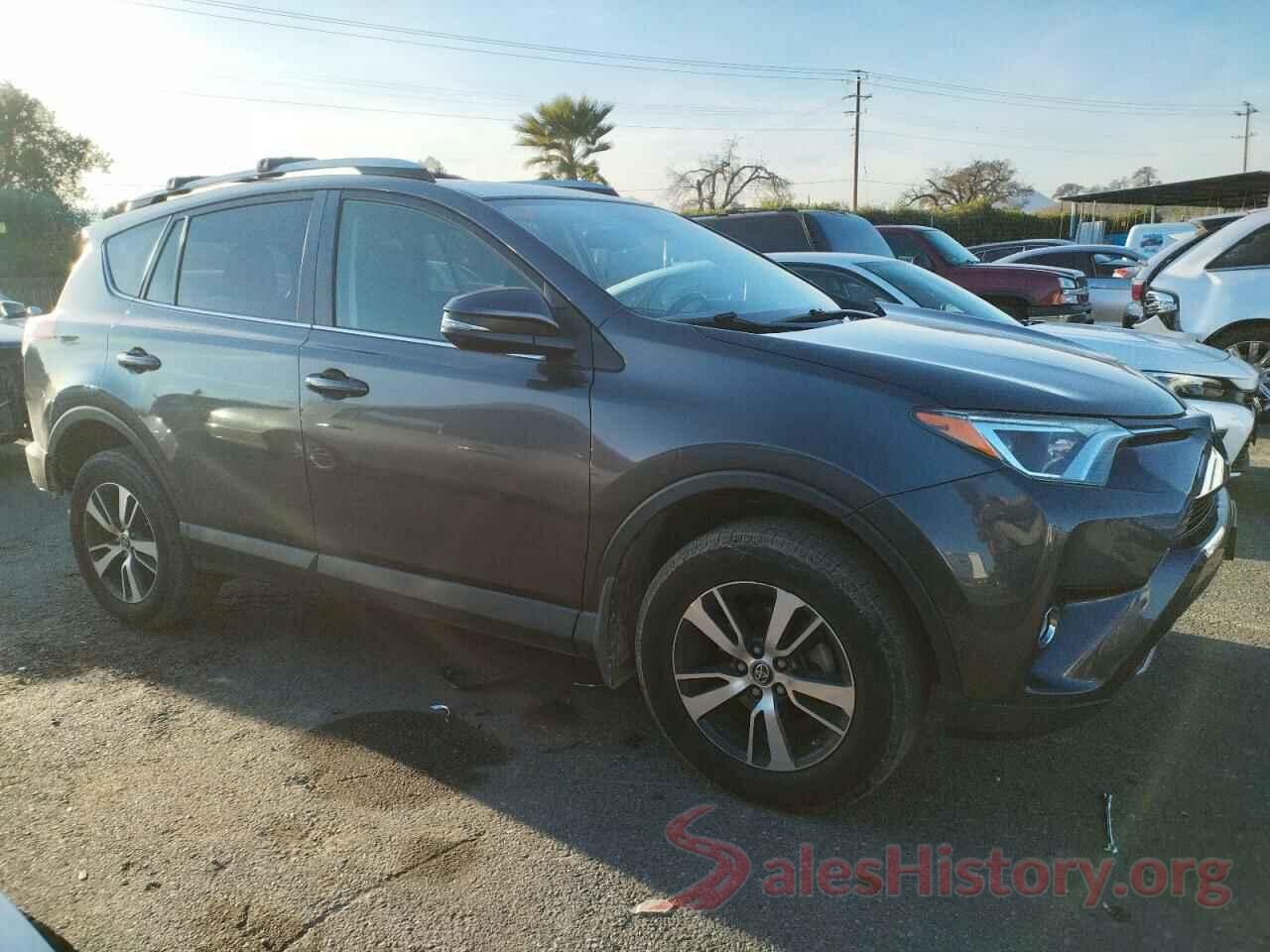 JTMRFREV9JJ742052 2018 TOYOTA RAV4