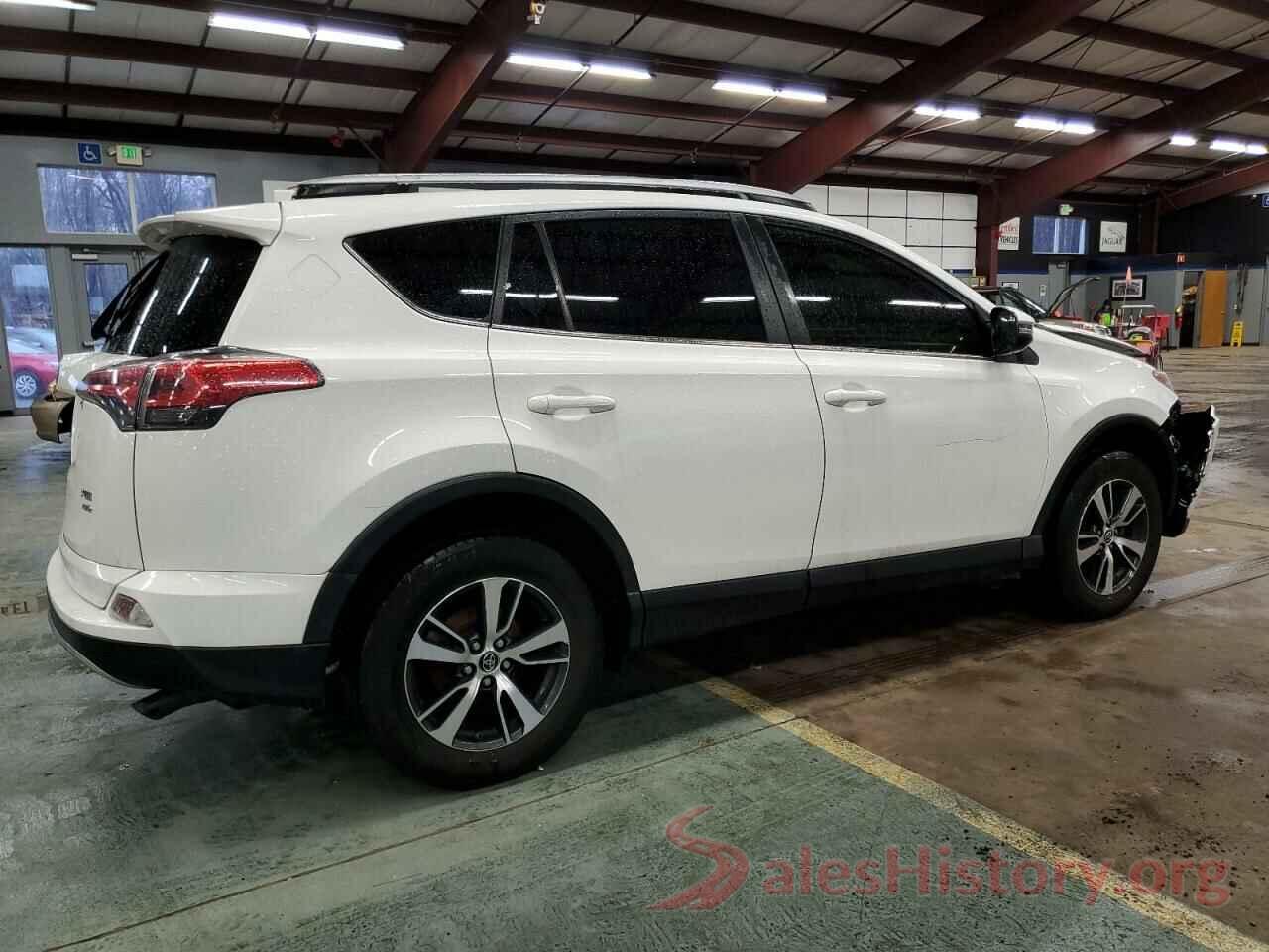 JTMRFREV2HJ144699 2017 TOYOTA RAV4