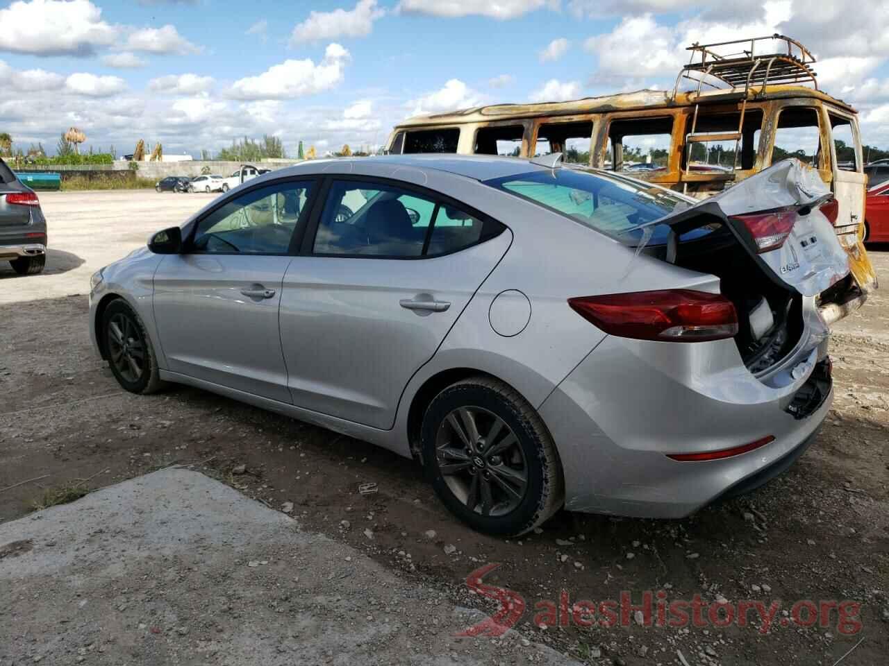 5NPD84LF4JH326910 2018 HYUNDAI ELANTRA