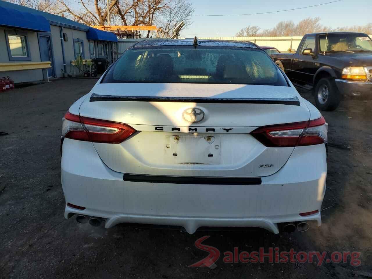 4T1B61HK1KU273832 2019 TOYOTA CAMRY