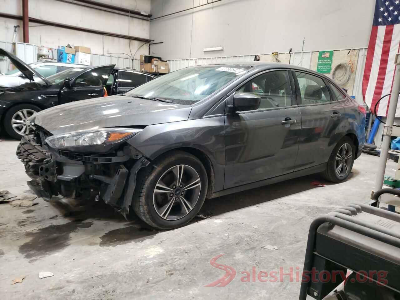 1FADP3F24JL209867 2018 FORD FOCUS