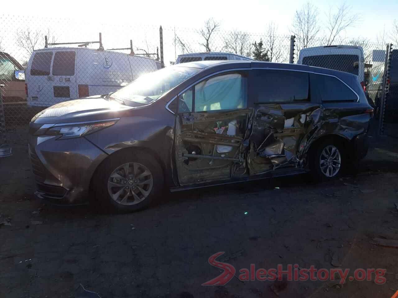 5TDKSKFC4MS001459 2021 TOYOTA SIENNA