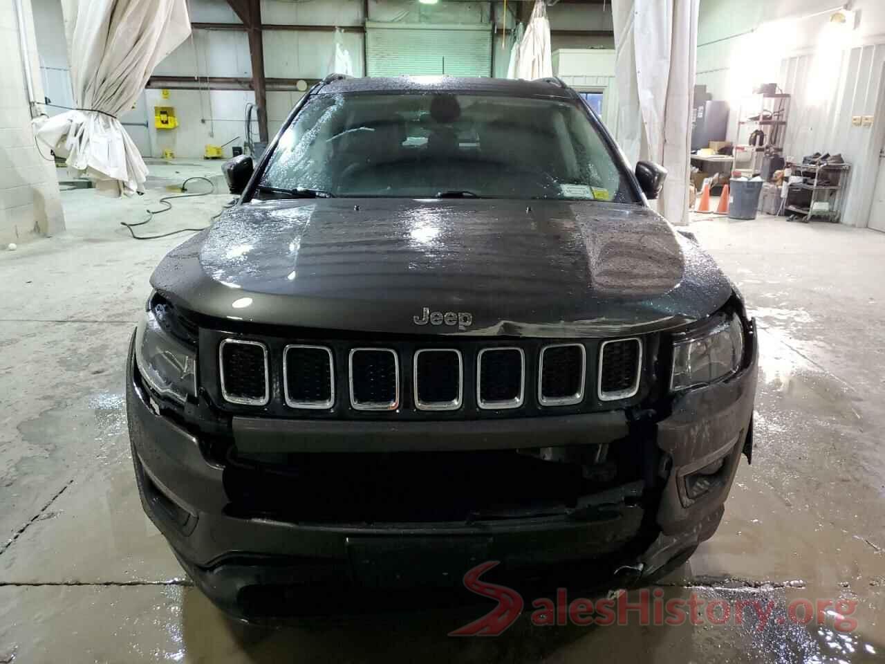 3C4NJDBB7JT492829 2018 JEEP COMPASS