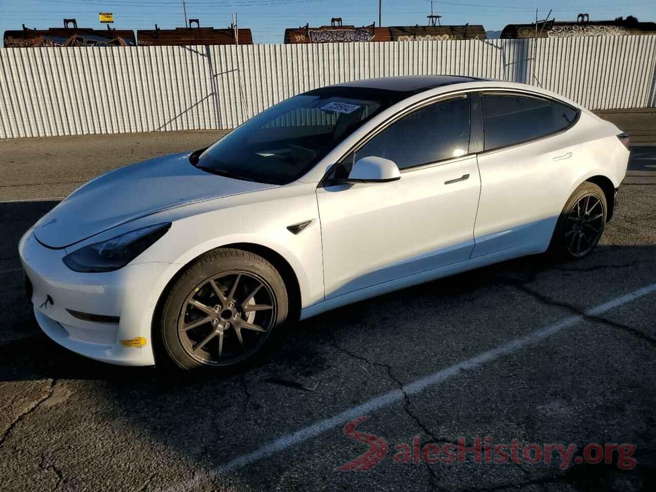 5YJ3E1EA0MF096757 2021 TESLA MODEL 3