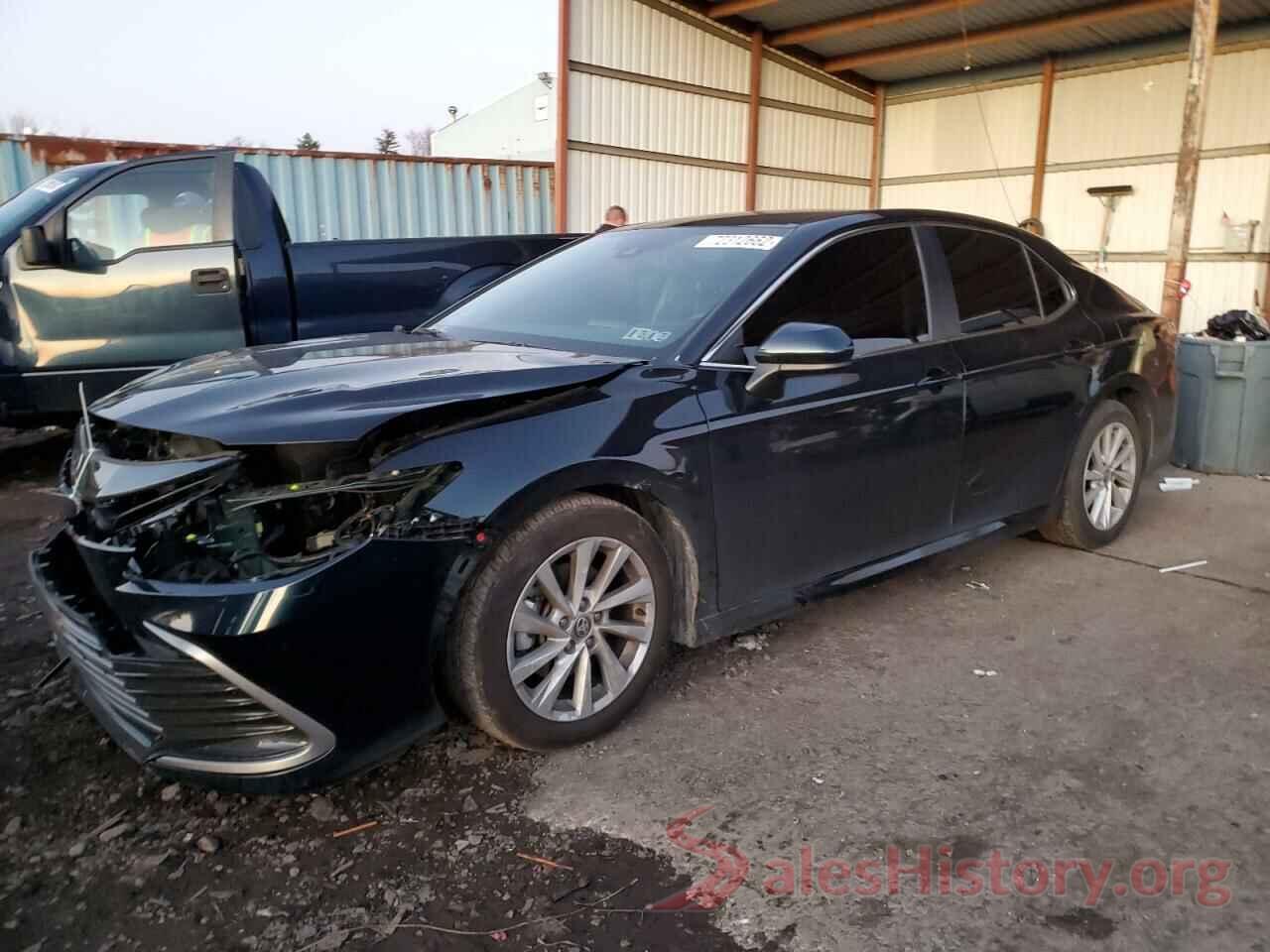 4T1C11AK9MU492831 2021 TOYOTA CAMRY