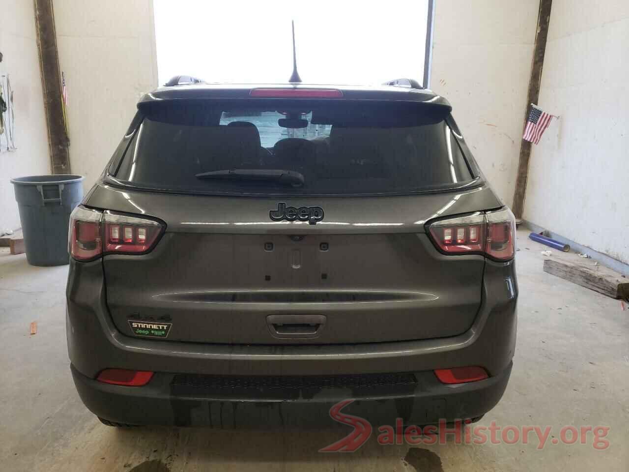 3C4NJDBB2KT661852 2019 JEEP COMPASS