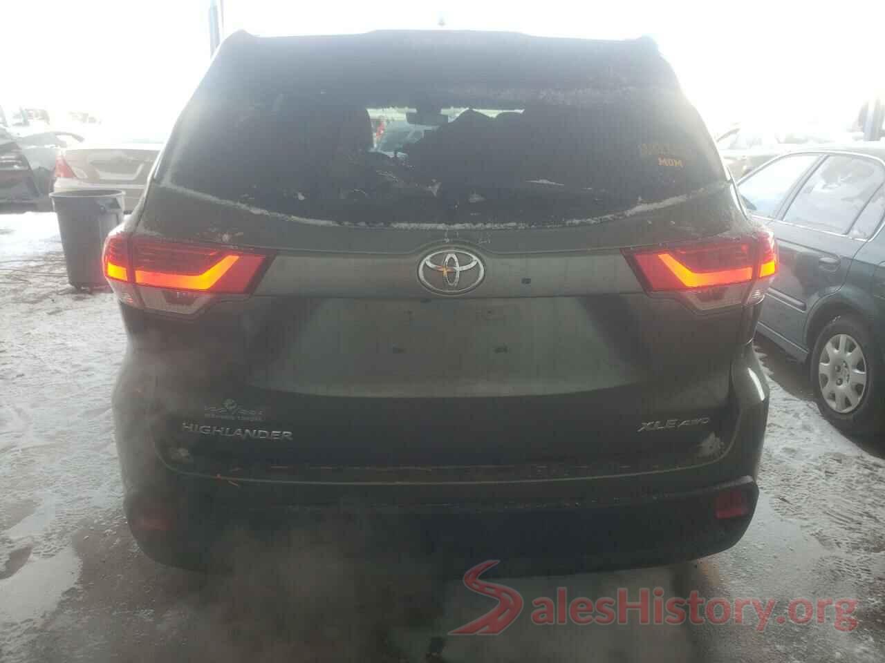 5TDJZRFHXKS717422 2019 TOYOTA HIGHLANDER