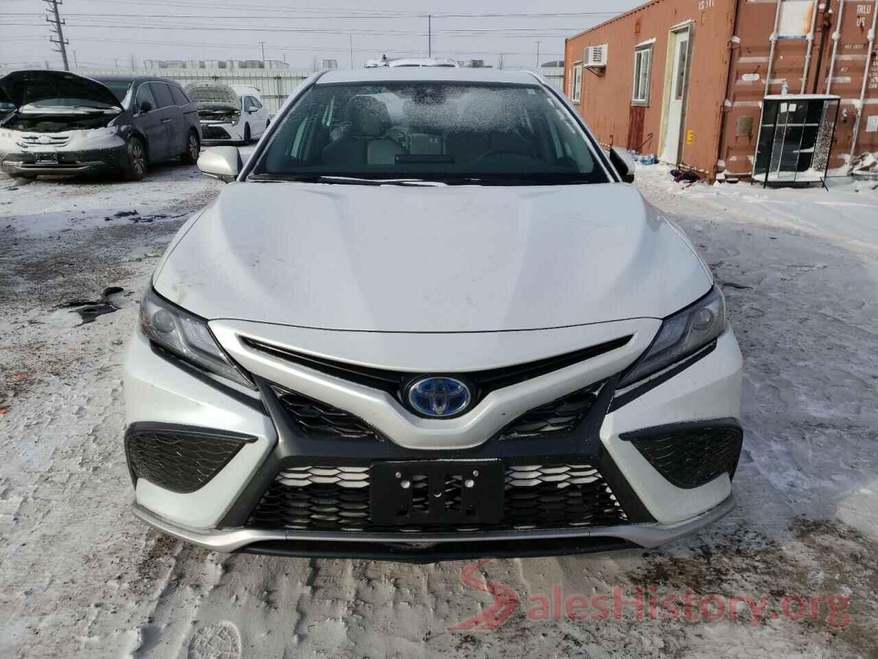 4T1K31AKXNU593044 2022 TOYOTA CAMRY