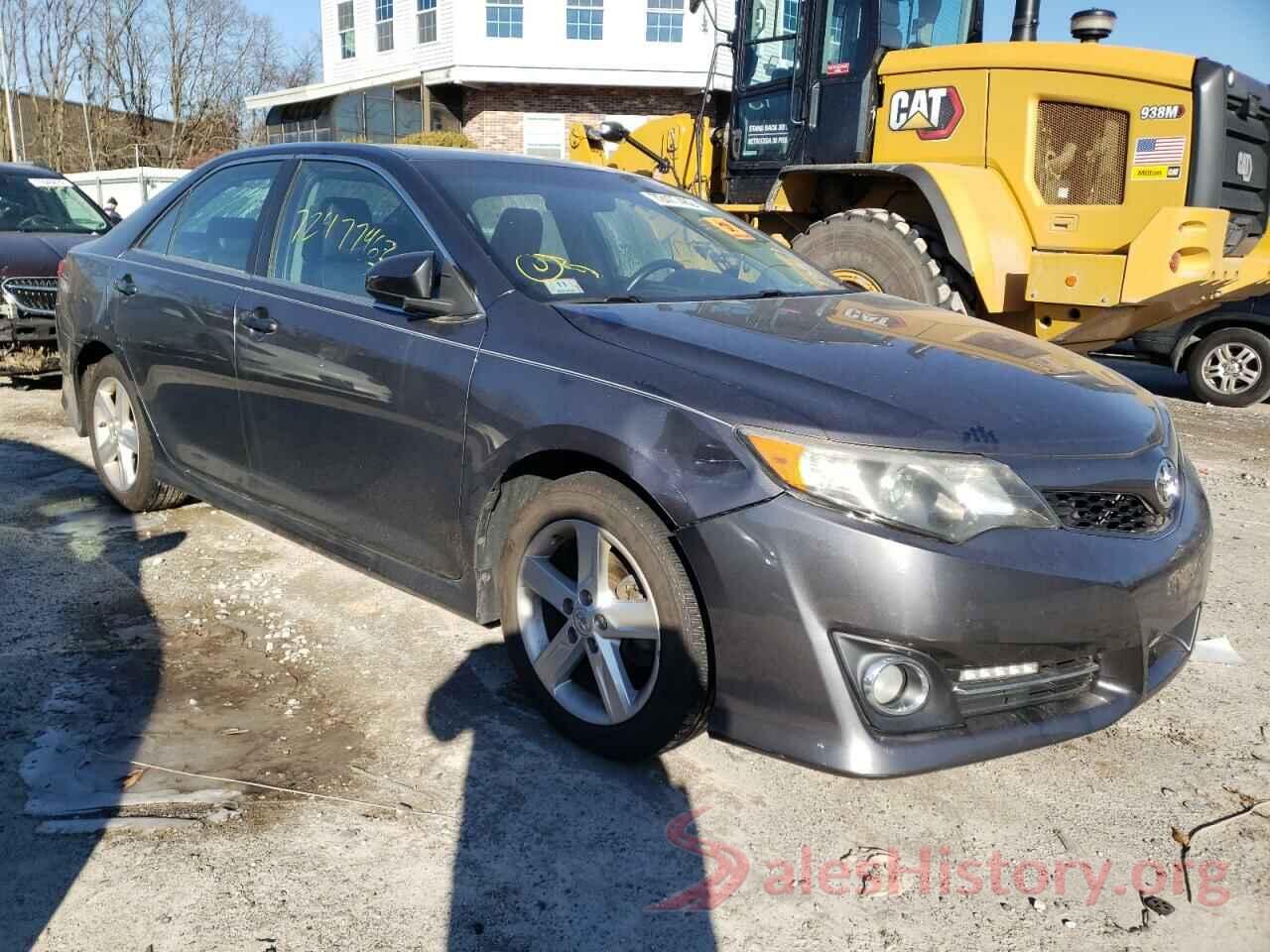 4T1BF1FK1EU840158 2014 TOYOTA CAMRY