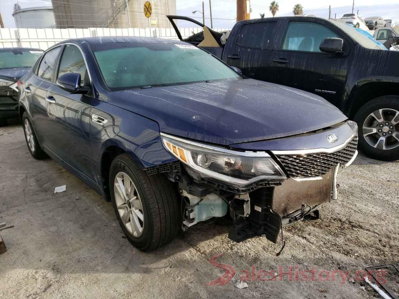 5XXGT4L32JG207637 2018 KIA OPTIMA