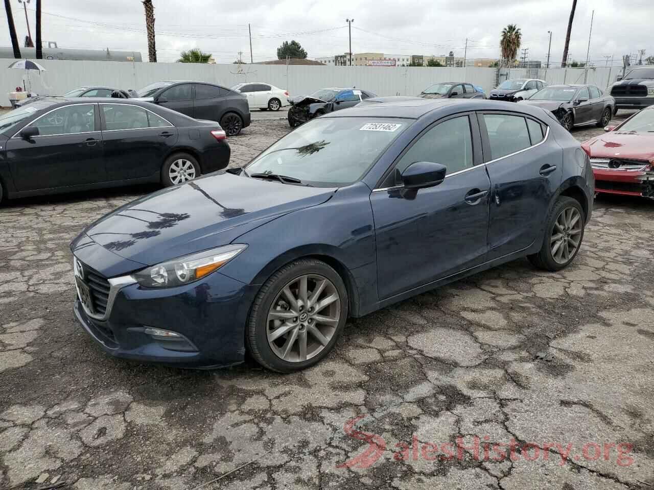 3MZBN1L36JM229073 2018 MAZDA 3