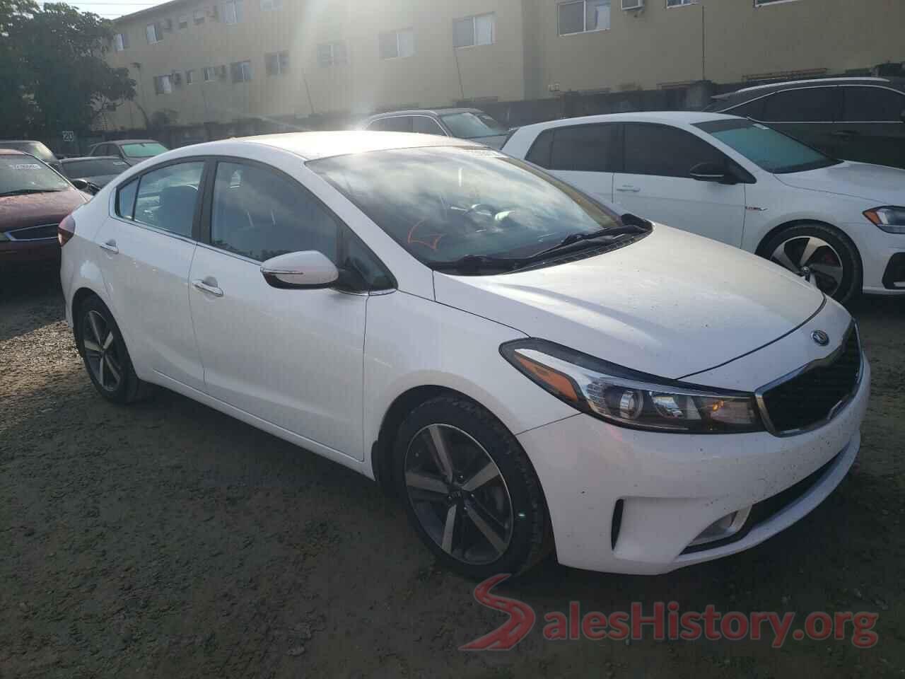 3KPFL4A8XJE242574 2018 KIA FORTE