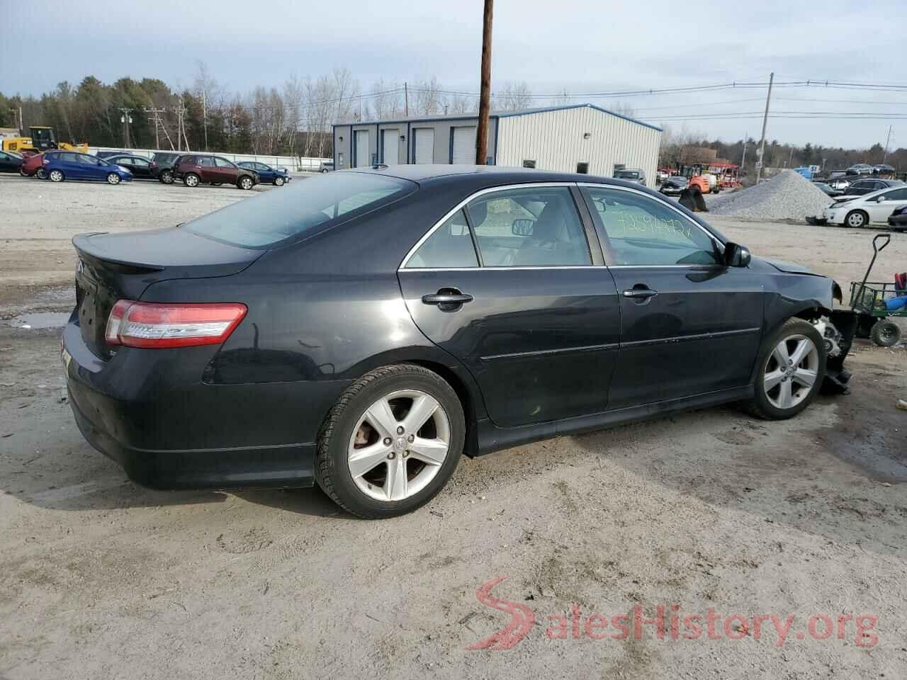 4T1BF3EK2BU687833 2011 TOYOTA CAMRY