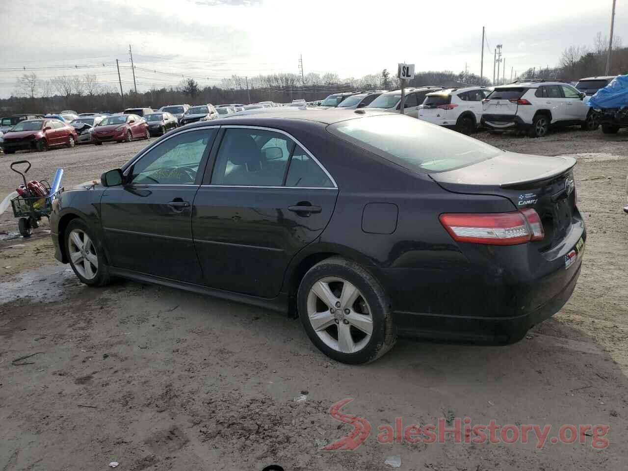 4T1BF3EK2BU687833 2011 TOYOTA CAMRY