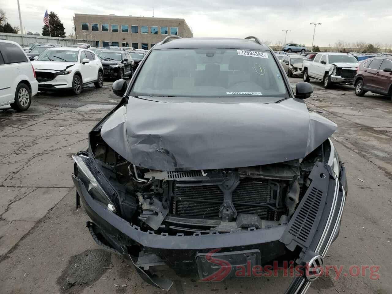 WVGBV7AX5HK026913 2017 VOLKSWAGEN TIGUAN