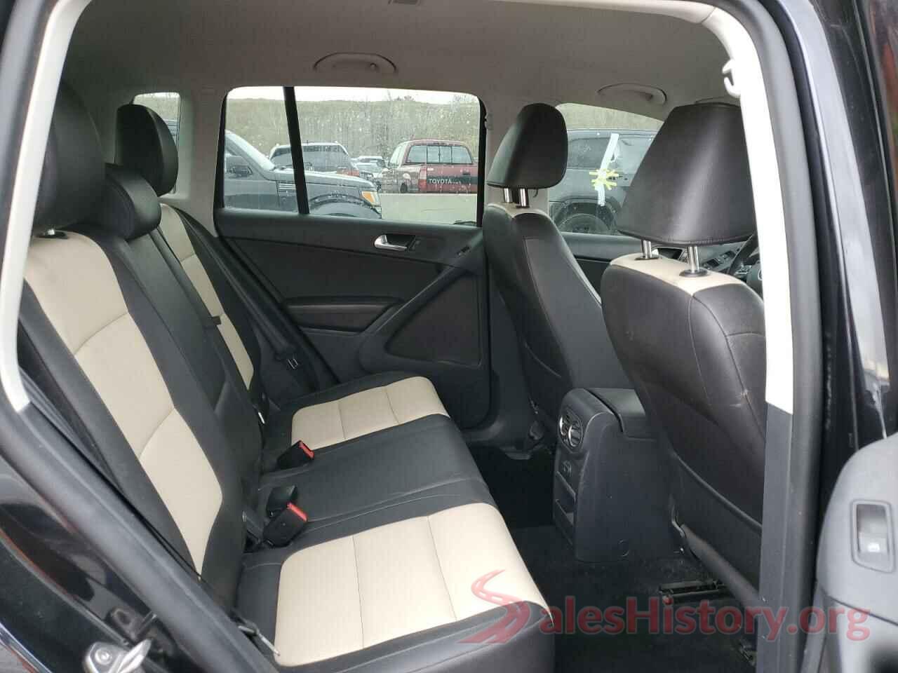 WVGBV7AX5HK026913 2017 VOLKSWAGEN TIGUAN