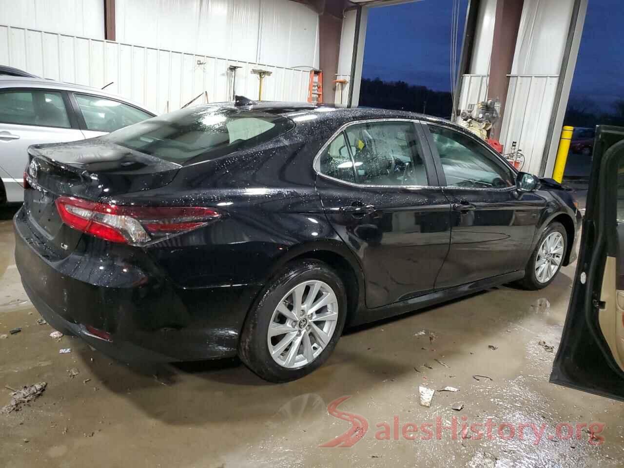 4T1C11AK7PU747965 2023 TOYOTA CAMRY