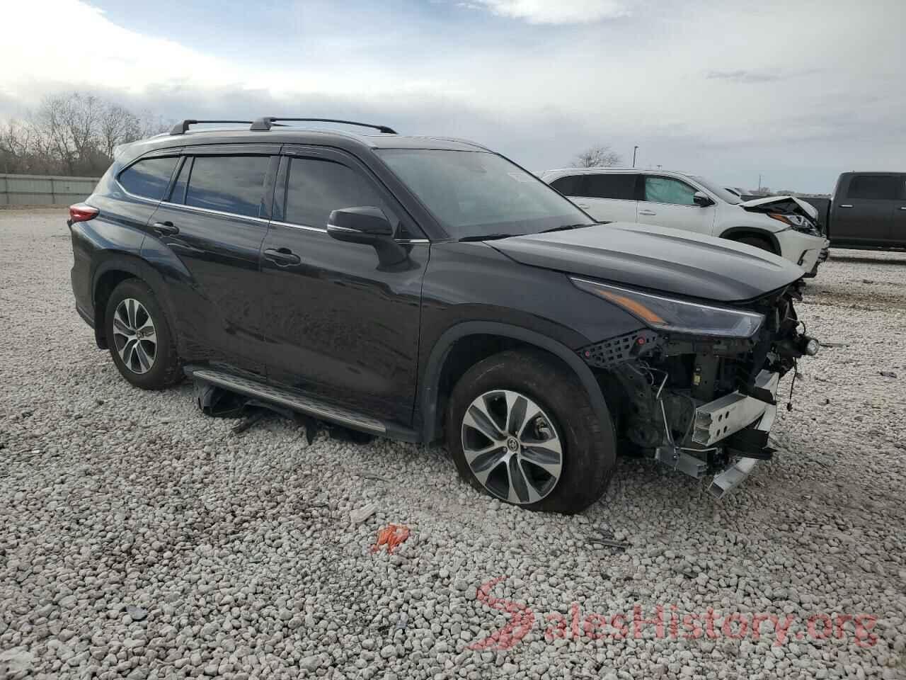 5TDGZRAH0MS082876 2021 TOYOTA HIGHLANDER